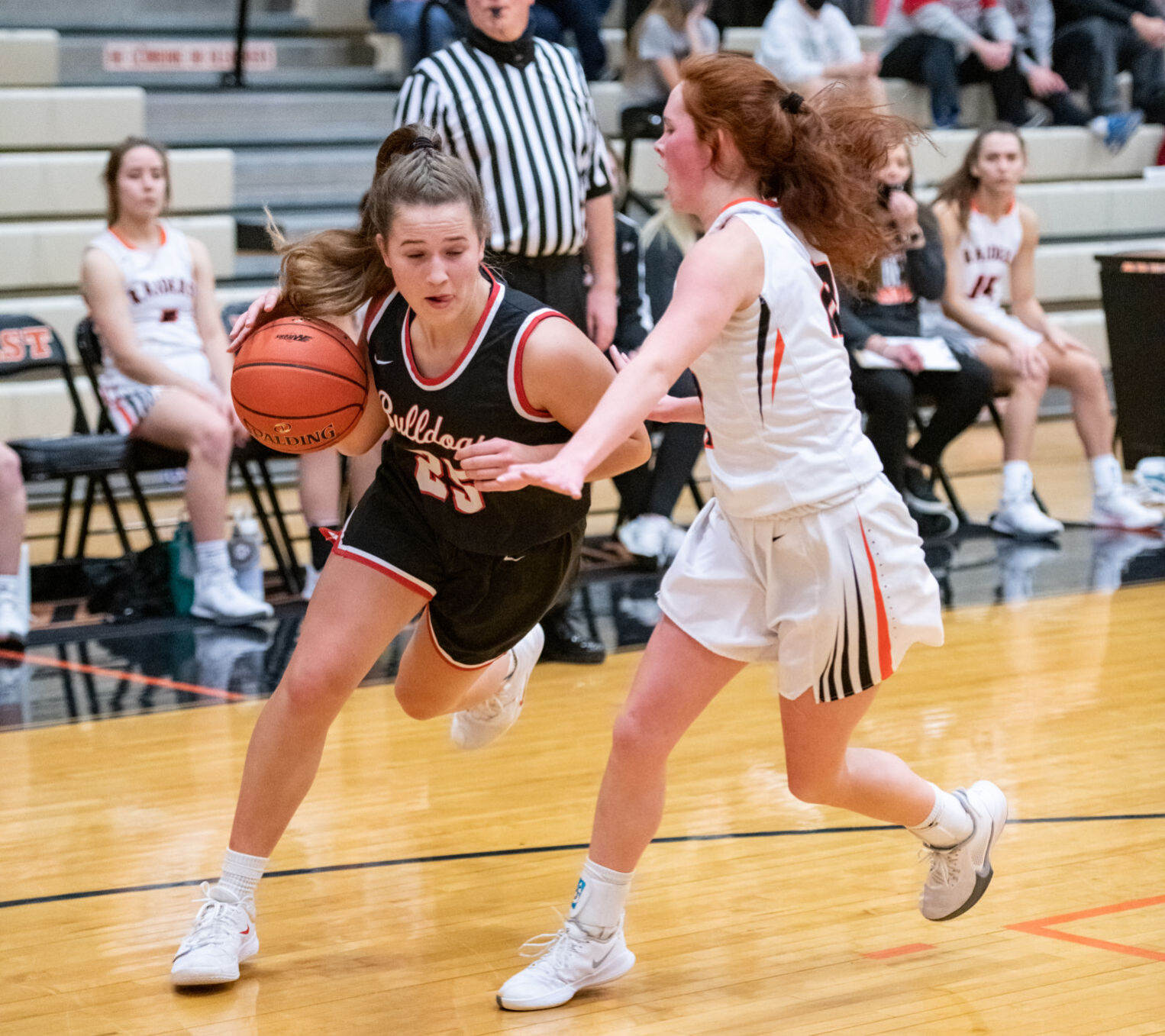 East vs Le Mars basketball
